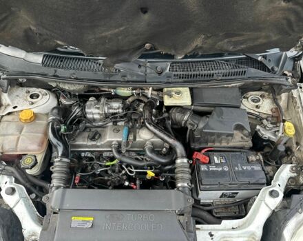 Белый Форд Транзит, объемом двигателя 1.8 л и пробегом 383 тыс. км за 4600 $, фото 9 на Automoto.ua