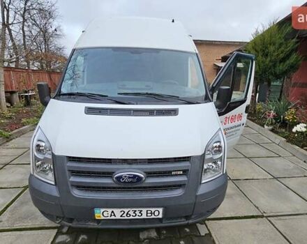 Белый Форд Транзит, объемом двигателя 2.4 л и пробегом 405 тыс. км за 8500 $, фото 1 на Automoto.ua