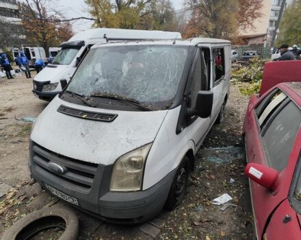 Белый Форд Транзит, объемом двигателя 0 л и пробегом 200 тыс. км за 3000 $, фото 3 на Automoto.ua