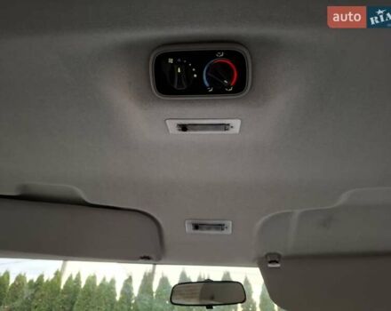 Белый Форд Транзит, объемом двигателя 2.2 л и пробегом 259 тыс. км за 8999 $, фото 19 на Automoto.ua