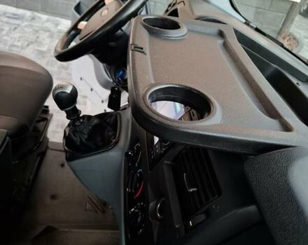 Белый Форд Транзит, объемом двигателя 2.2 л и пробегом 259 тыс. км за 8999 $, фото 28 на Automoto.ua