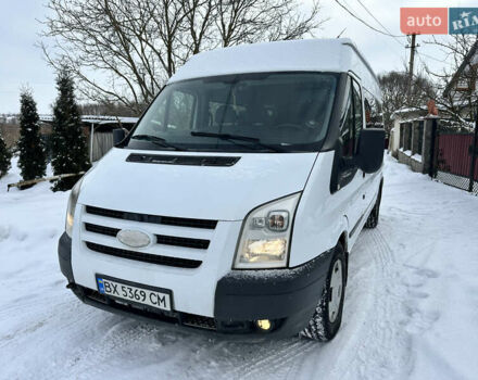 Белый Форд Транзит, объемом двигателя 2.2 л и пробегом 308 тыс. км за 8900 $, фото 2 на Automoto.ua
