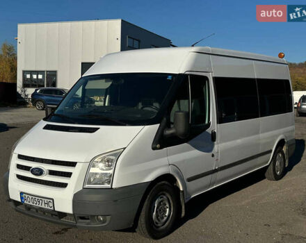 Белый Форд Транзит, объемом двигателя 2.2 л и пробегом 248 тыс. км за 9900 $, фото 3 на Automoto.ua