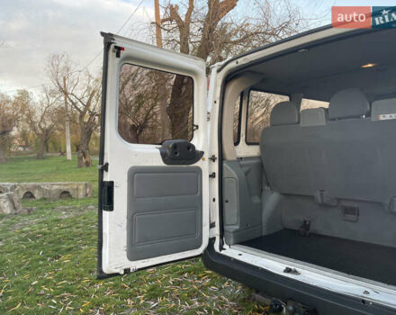 Білий Форд Транзит, об'ємом двигуна 2.2 л та пробігом 252 тис. км за 8600 $, фото 19 на Automoto.ua