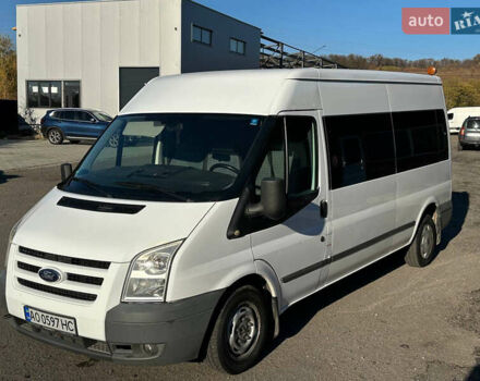 Белый Форд Транзит, объемом двигателя 2.2 л и пробегом 248 тыс. км за 9900 $, фото 1 на Automoto.ua