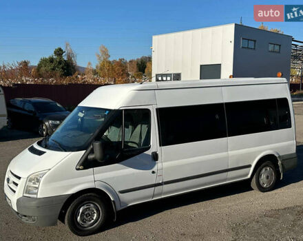Белый Форд Транзит, объемом двигателя 2.2 л и пробегом 248 тыс. км за 9900 $, фото 5 на Automoto.ua