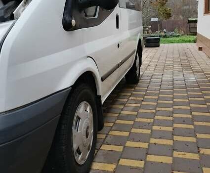 Білий Форд Транзит, об'ємом двигуна 2.2 л та пробігом 342 тис. км за 8600 $, фото 9 на Automoto.ua
