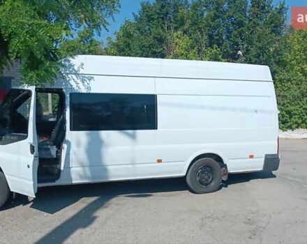 Белый Форд Транзит, объемом двигателя 2.4 л и пробегом 435 тыс. км за 9590 $, фото 1 на Automoto.ua