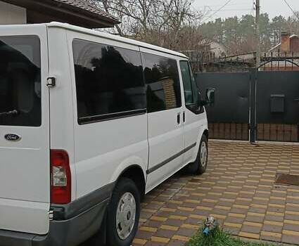 Білий Форд Транзит, об'ємом двигуна 2.2 л та пробігом 342 тис. км за 8600 $, фото 6 на Automoto.ua
