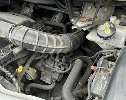 Білий Форд Транзит, об'ємом двигуна 2.2 л та пробігом 559 тис. км за 8000 $, фото 26 на Automoto.ua