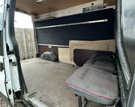 Білий Форд Транзит, об'ємом двигуна 2.2 л та пробігом 559 тис. км за 8000 $, фото 40 на Automoto.ua