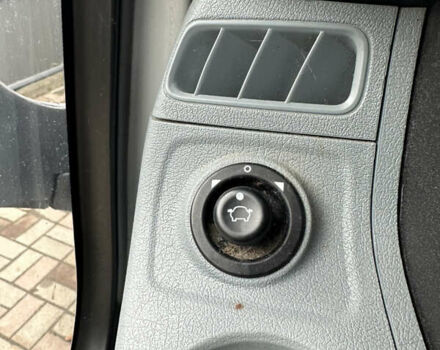 Білий Форд Транзит, об'ємом двигуна 2.2 л та пробігом 559 тис. км за 8000 $, фото 59 на Automoto.ua