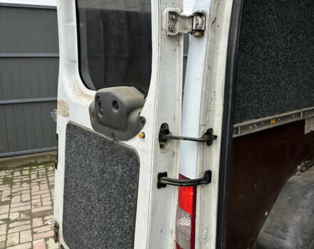 Білий Форд Транзит, об'ємом двигуна 2.2 л та пробігом 559 тис. км за 8000 $, фото 38 на Automoto.ua