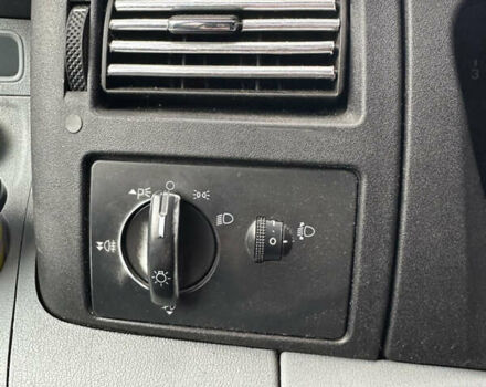 Білий Форд Транзит, об'ємом двигуна 2.2 л та пробігом 559 тис. км за 8000 $, фото 60 на Automoto.ua