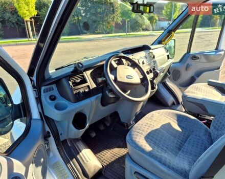 Білий Форд Транзит, об'ємом двигуна 2.2 л та пробігом 116 тис. км за 12500 $, фото 6 на Automoto.ua