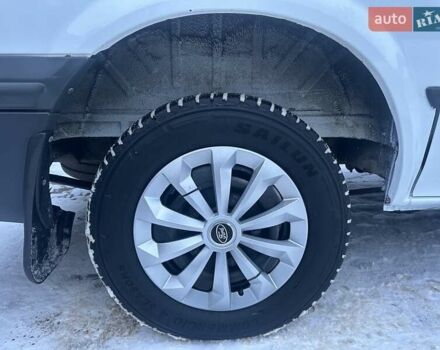 Белый Форд Транзит, объемом двигателя 2.2 л и пробегом 211 тыс. км за 8500 $, фото 19 на Automoto.ua