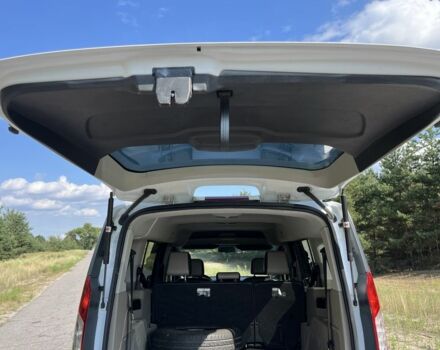 Білий Форд Транзит, об'ємом двигуна 2.5 л та пробігом 250 тис. км за 10700 $, фото 22 на Automoto.ua