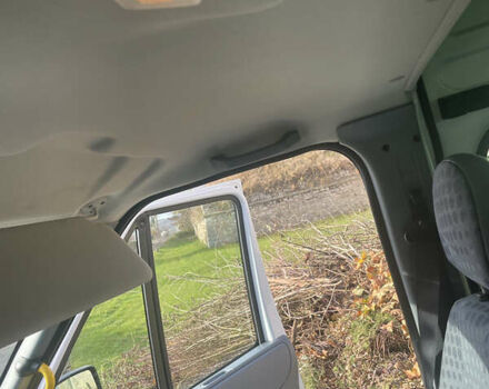 Білий Форд Транзит, об'ємом двигуна 2.2 л та пробігом 192 тис. км за 15200 $, фото 24 на Automoto.ua