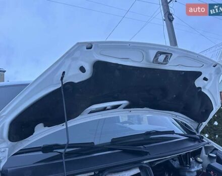 Белый Форд Транзит, объемом двигателя 2.2 л и пробегом 211 тыс. км за 8500 $, фото 57 на Automoto.ua