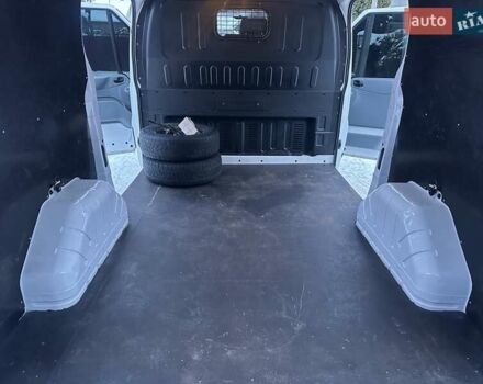 Белый Форд Транзит, объемом двигателя 2.2 л и пробегом 211 тыс. км за 8500 $, фото 41 на Automoto.ua