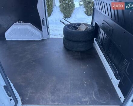 Белый Форд Транзит, объемом двигателя 2.2 л и пробегом 211 тыс. км за 8500 $, фото 43 на Automoto.ua