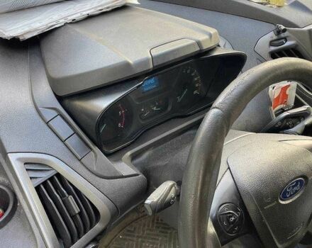 Білий Форд Транзит, об'ємом двигуна 2.2 л та пробігом 244 тис. км за 11500 $, фото 5 на Automoto.ua