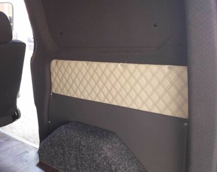 Белый Форд Транзит, объемом двигателя 2.2 л и пробегом 150 тыс. км за 15000 $, фото 18 на Automoto.ua