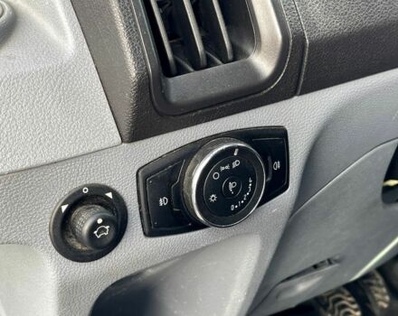 Белый Форд Транзит, объемом двигателя 2.2 л и пробегом 227 тыс. км за 10300 $, фото 17 на Automoto.ua