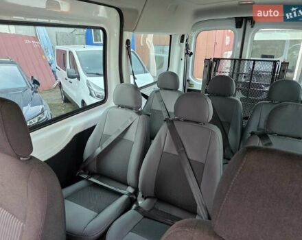 Білий Форд Транзит, об'ємом двигуна 2.2 л та пробігом 184 тис. км за 17800 $, фото 28 на Automoto.ua