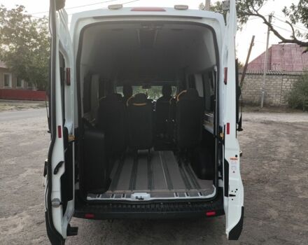 Белый Форд Транзит, объемом двигателя 2.2 л и пробегом 298 тыс. км за 18000 $, фото 4 на Automoto.ua