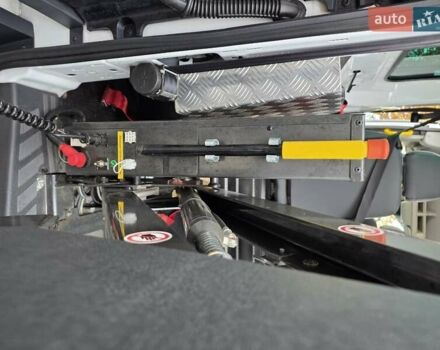 Білий Форд Транзит, об'ємом двигуна 2.2 л та пробігом 184 тис. км за 17800 $, фото 55 на Automoto.ua