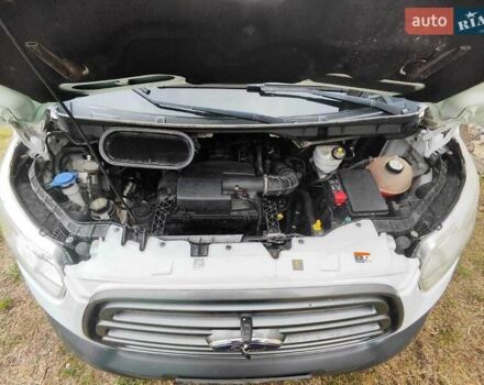 Белый Форд Транзит, объемом двигателя 2.2 л и пробегом 300 тыс. км за 18000 $, фото 2 на Automoto.ua