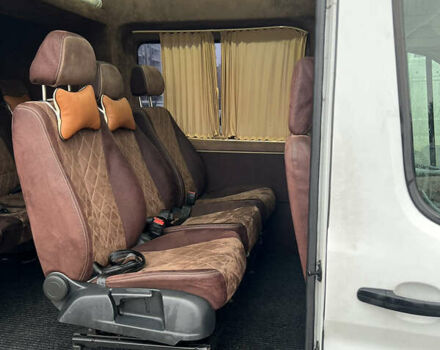 Белый Форд Транзит, объемом двигателя 2.2 л и пробегом 351 тыс. км за 16000 $, фото 6 на Automoto.ua