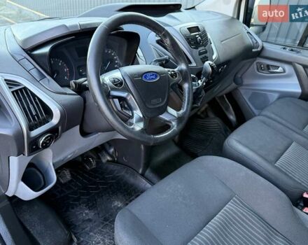 Білий Форд Транзит, об'ємом двигуна 2.2 л та пробігом 270 тис. км за 13500 $, фото 44 на Automoto.ua