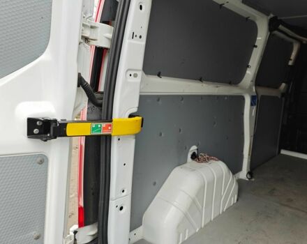 Білий Форд Транзит, об'ємом двигуна 2 л та пробігом 290 тис. км за 16300 $, фото 11 на Automoto.ua