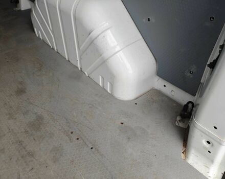 Білий Форд Транзит, об'ємом двигуна 2 л та пробігом 290 тис. км за 16300 $, фото 12 на Automoto.ua