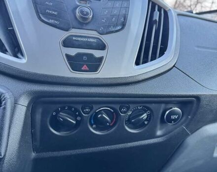 Білий Форд Транзит, об'ємом двигуна 2.2 л та пробігом 325 тис. км за 13500 $, фото 2 на Automoto.ua