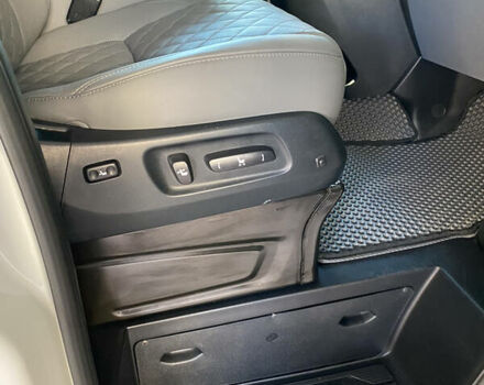 Білий Форд Транзит, об'ємом двигуна 3.7 л та пробігом 21 тис. км за 65000 $, фото 21 на Automoto.ua