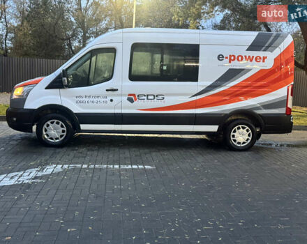Білий Форд Транзит, об'ємом двигуна 2 л та пробігом 257 тис. км за 17500 $, фото 2 на Automoto.ua
