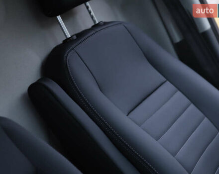 Белый Форд Транзит, объемом двигателя 2 л и пробегом 100 тыс. км за 22900 $, фото 103 на Automoto.ua