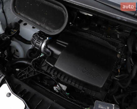 Белый Форд Транзит, объемом двигателя 2 л и пробегом 100 тыс. км за 22900 $, фото 109 на Automoto.ua