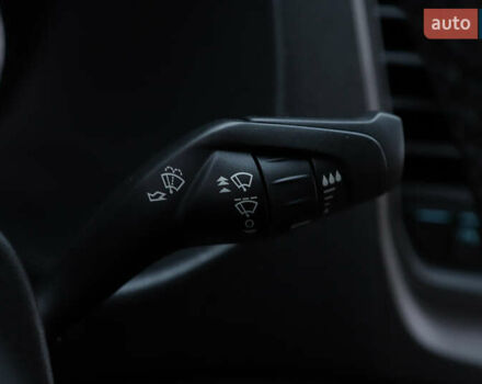 Белый Форд Транзит, объемом двигателя 2 л и пробегом 100 тыс. км за 22900 $, фото 92 на Automoto.ua