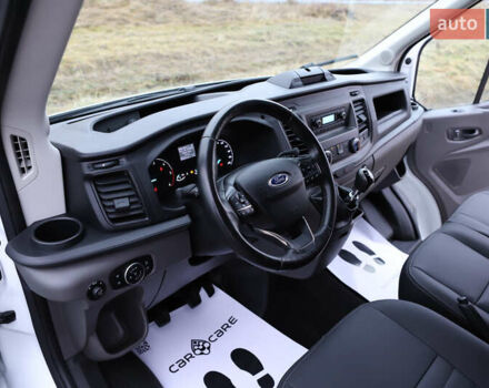 Белый Форд Транзит, объемом двигателя 2 л и пробегом 100 тыс. км за 22900 $, фото 82 на Automoto.ua