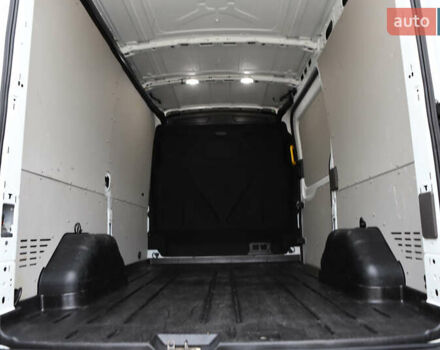 Белый Форд Транзит, объемом двигателя 2 л и пробегом 100 тыс. км за 22900 $, фото 69 на Automoto.ua