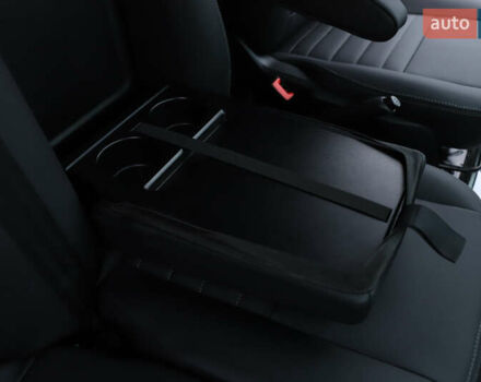 Белый Форд Транзит, объемом двигателя 2 л и пробегом 100 тыс. км за 22900 $, фото 104 на Automoto.ua