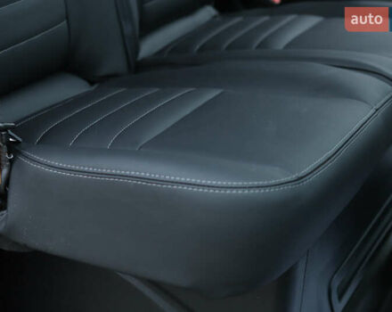 Белый Форд Транзит, объемом двигателя 2 л и пробегом 100 тыс. км за 22900 $, фото 101 на Automoto.ua