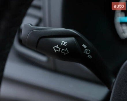 Белый Форд Транзит, объемом двигателя 2 л и пробегом 100 тыс. км за 22900 $, фото 91 на Automoto.ua