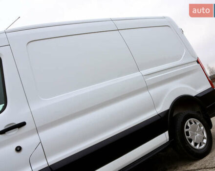 Белый Форд Транзит, объемом двигателя 2 л и пробегом 100 тыс. км за 22900 $, фото 18 на Automoto.ua