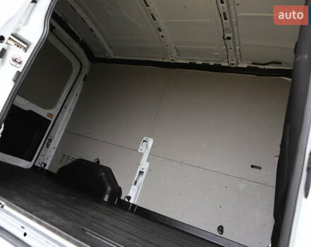 Белый Форд Транзит, объемом двигателя 2 л и пробегом 100 тыс. км за 22900 $, фото 79 на Automoto.ua