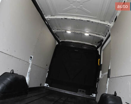 Белый Форд Транзит, объемом двигателя 2 л и пробегом 100 тыс. км за 22900 $, фото 74 на Automoto.ua